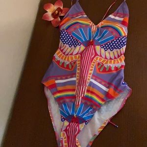 NW/OT🆕 Bright one piece swimsuit!